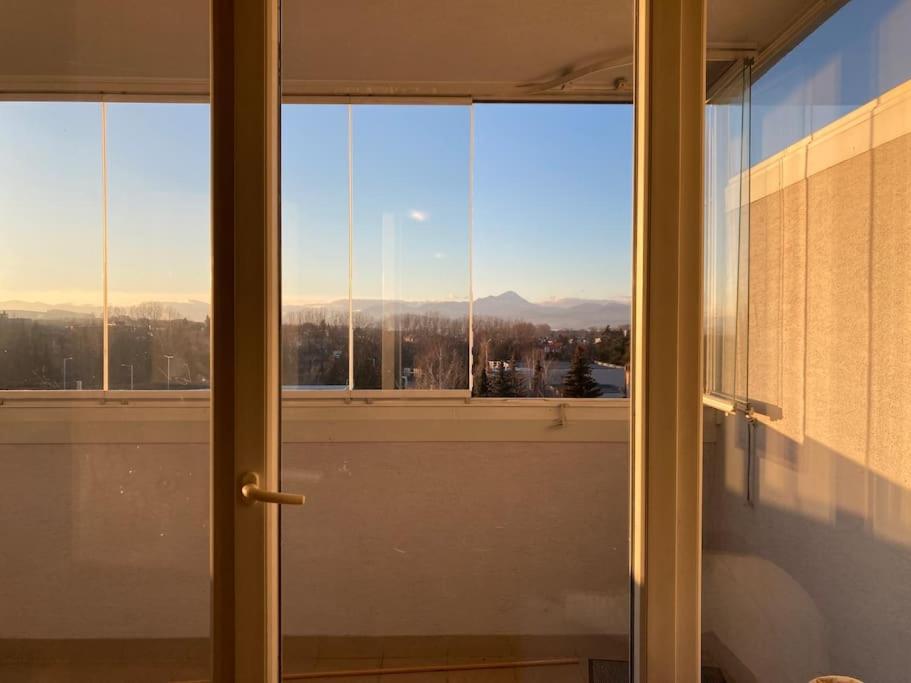 Jasmine Apartment - Free Parking - City Center - Skibus - Tatralandia 5Km Липтовски-Микулаш Экстерьер фото