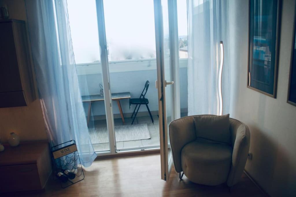 Jasmine Apartment - Free Parking - City Center - Skibus - Tatralandia 5Km Липтовски-Микулаш Экстерьер фото