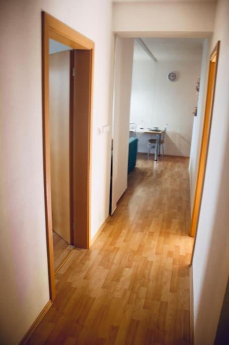 Jasmine Apartment - Free Parking - City Center - Skibus - Tatralandia 5Km Липтовски-Микулаш Экстерьер фото