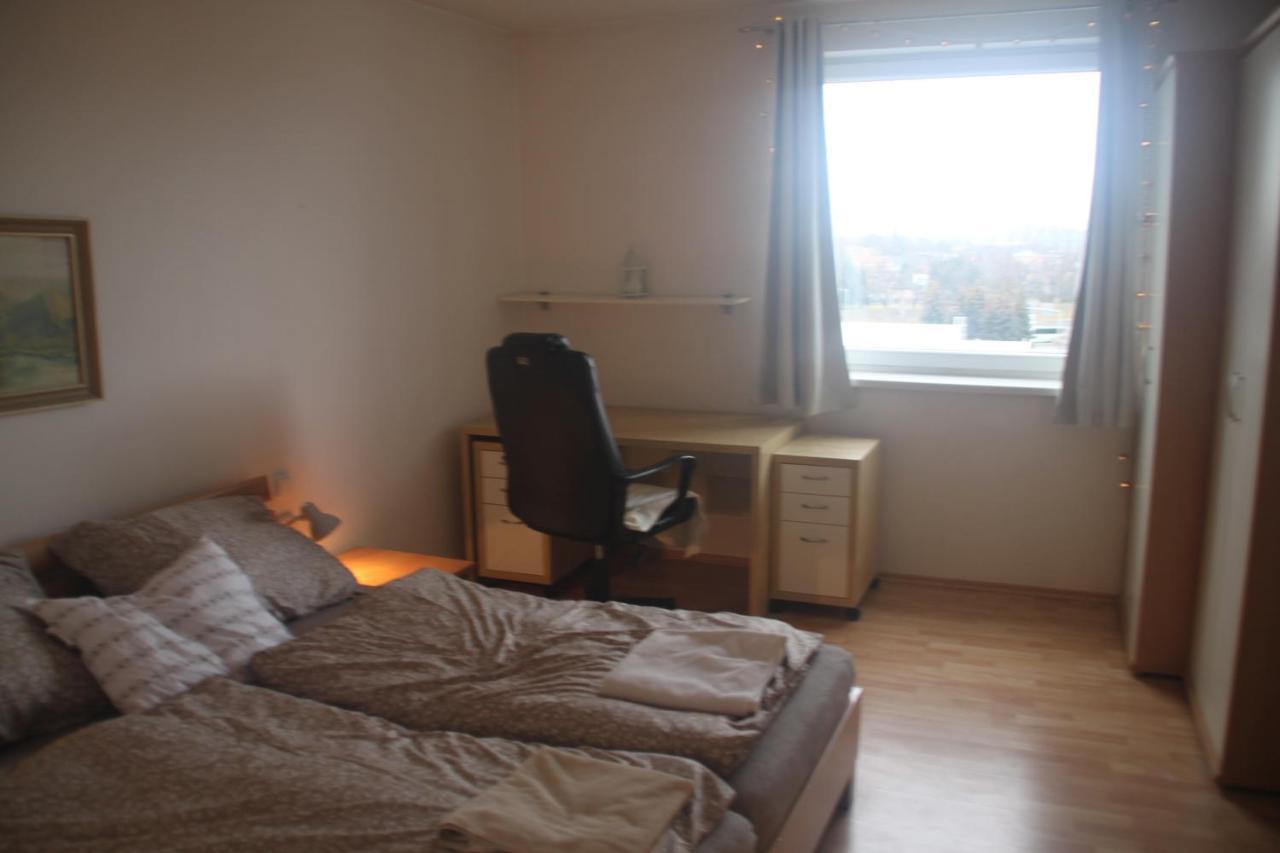 Jasmine Apartment - Free Parking - City Center - Skibus - Tatralandia 5Km Липтовски-Микулаш Экстерьер фото