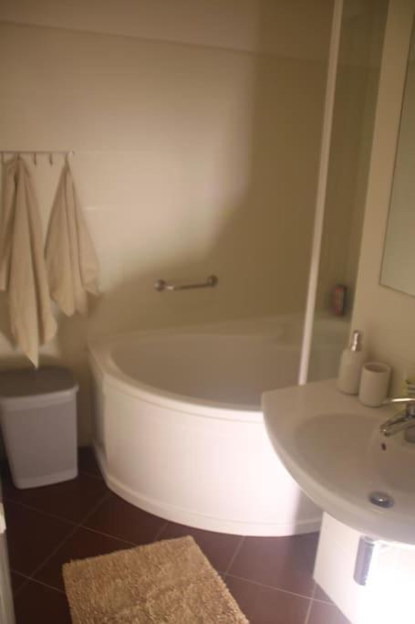 Jasmine Apartment - Free Parking - City Center - Skibus - Tatralandia 5Km Липтовски-Микулаш Экстерьер фото